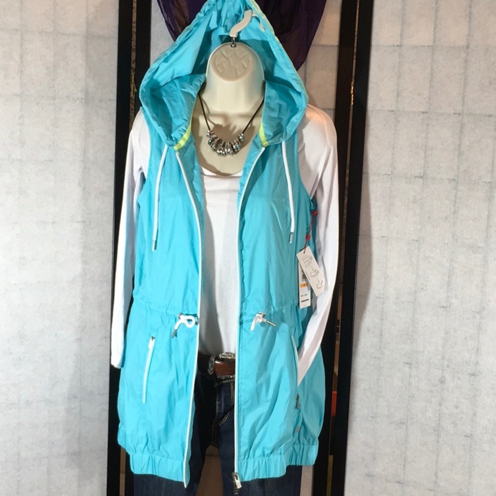 Tommy Hilfiger packable sleeveless jacket